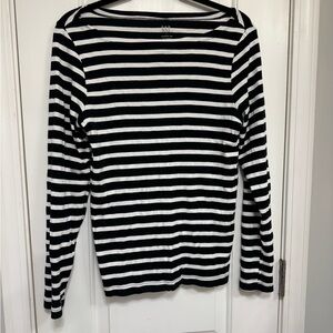 Worn one time only Gap fitted stripe tee shirt